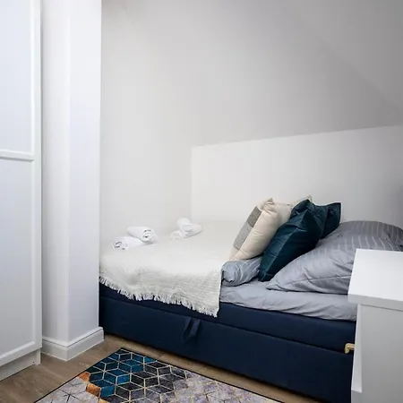 Charming 2br In 1 Free Parking * Praha