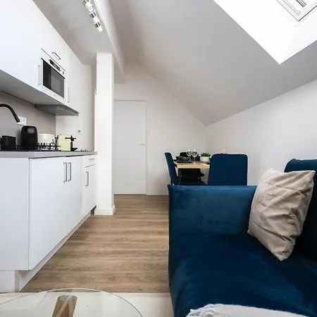 Apartmán Charming 2br In 1 Free Parking Praha